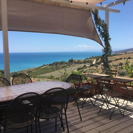 B&B Villa Sveva Rocca Imperiale Kültér fotó