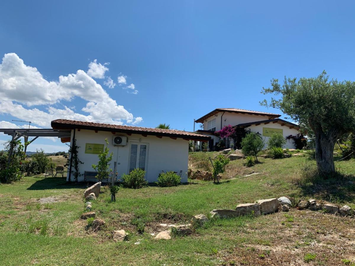 B&B Villa Sveva Rocca Imperiale Kültér fotó