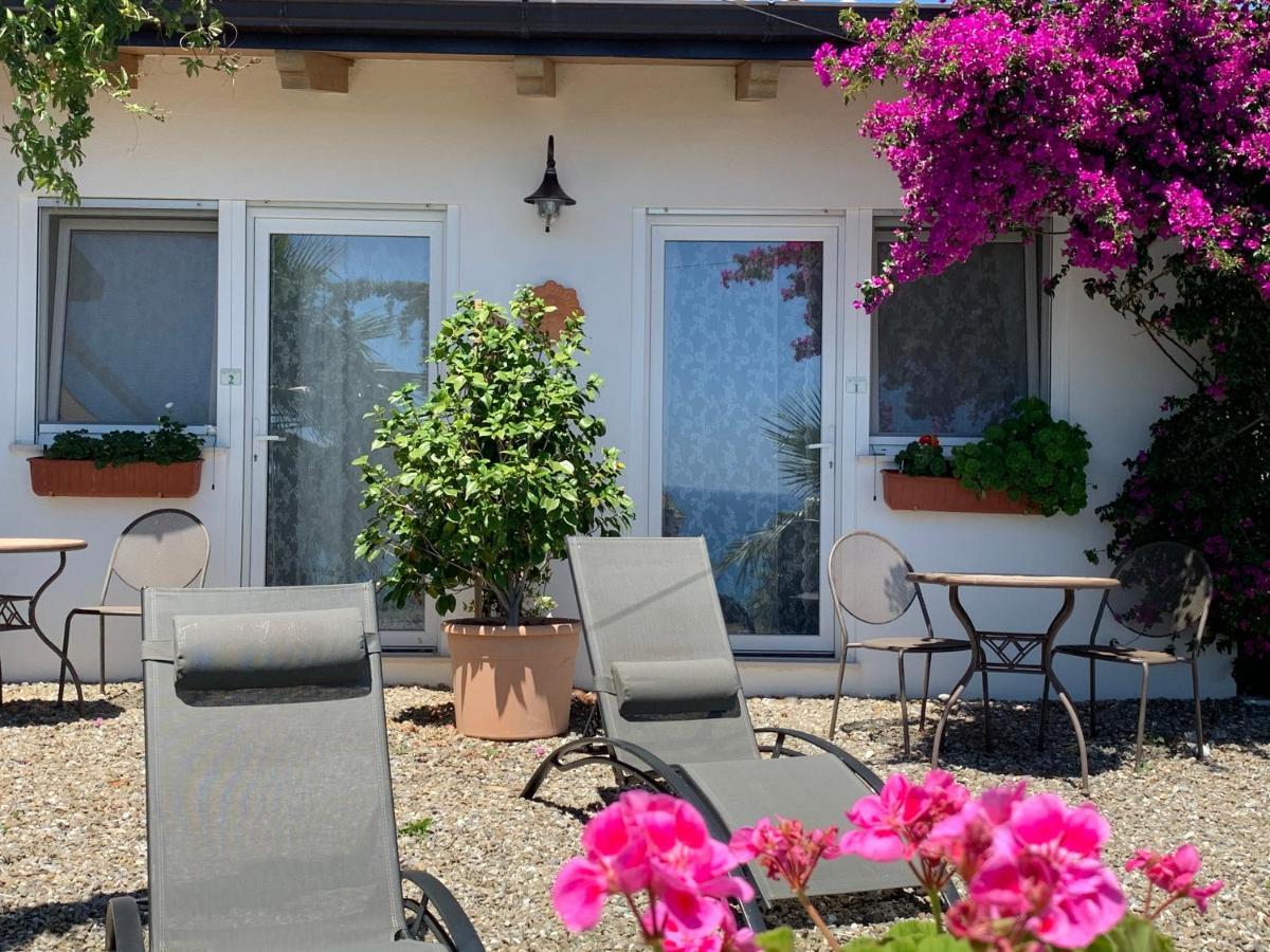 B&B Villa Sveva Rocca Imperiale Kültér fotó