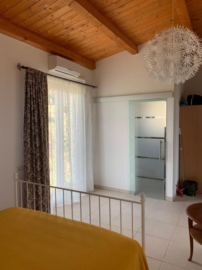 B&B Villa Sveva Rocca Imperiale Kültér fotó